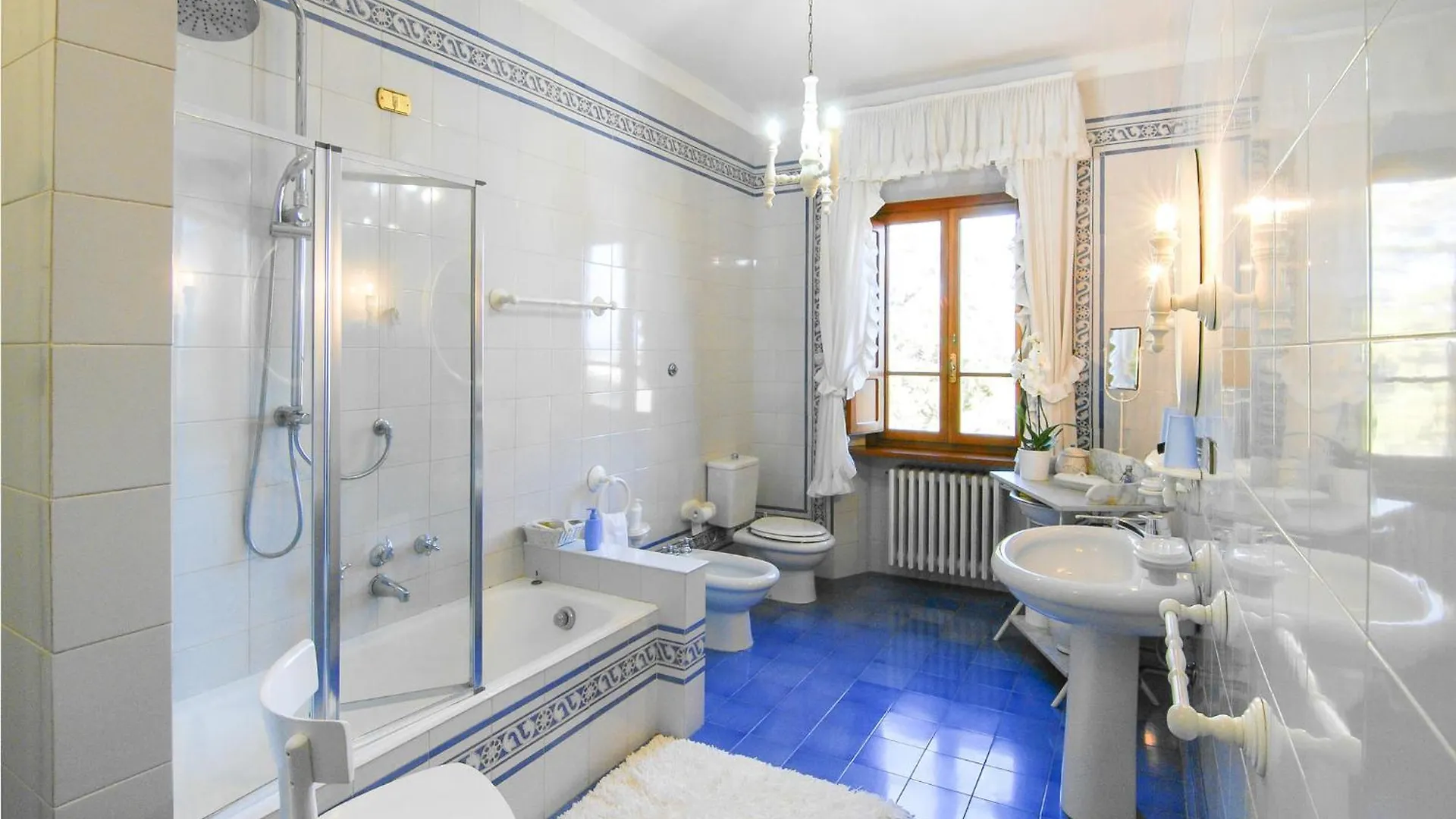 5 Bedroom Nice Home In Castelvecchio Di Comp, Σπίτι διακοπών