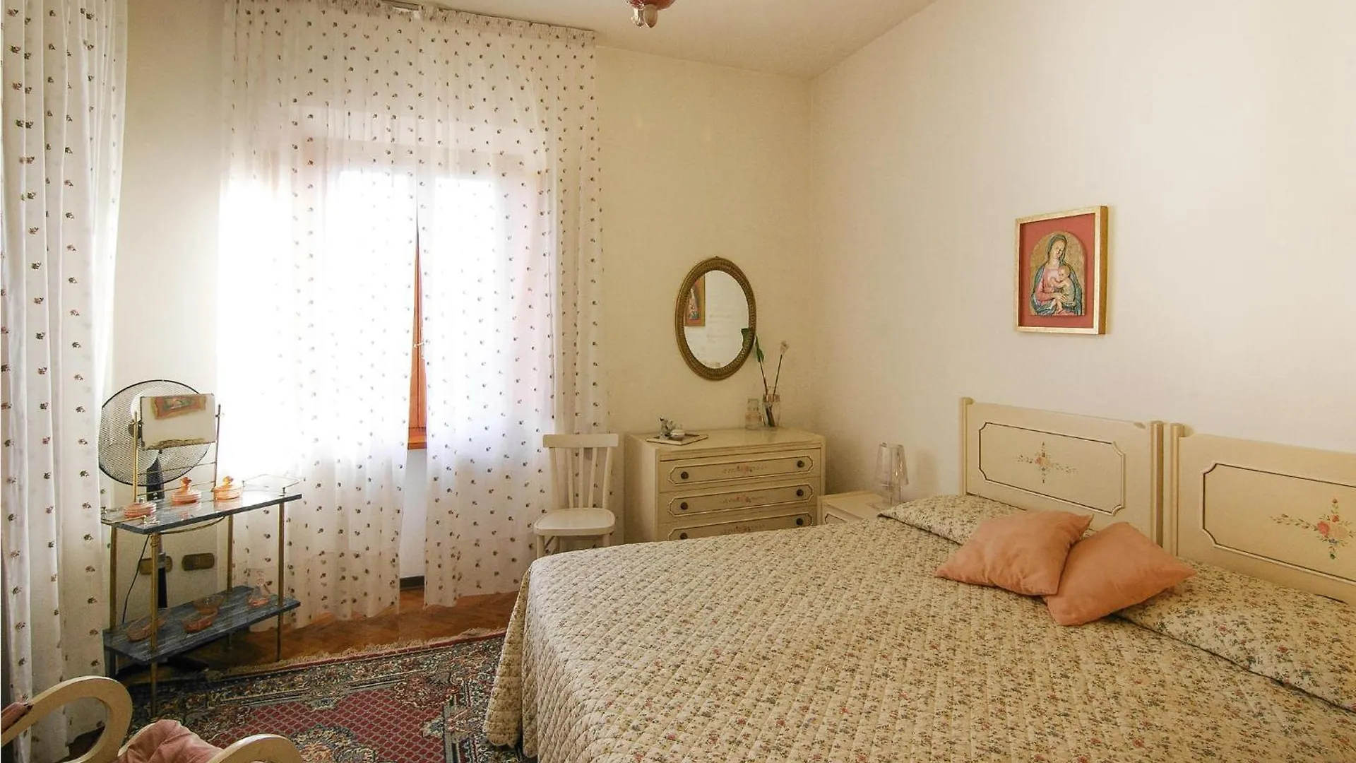 5 Bedroom Nice Home In Castelvecchio Di Comp, Castelvecchio (Pisa)