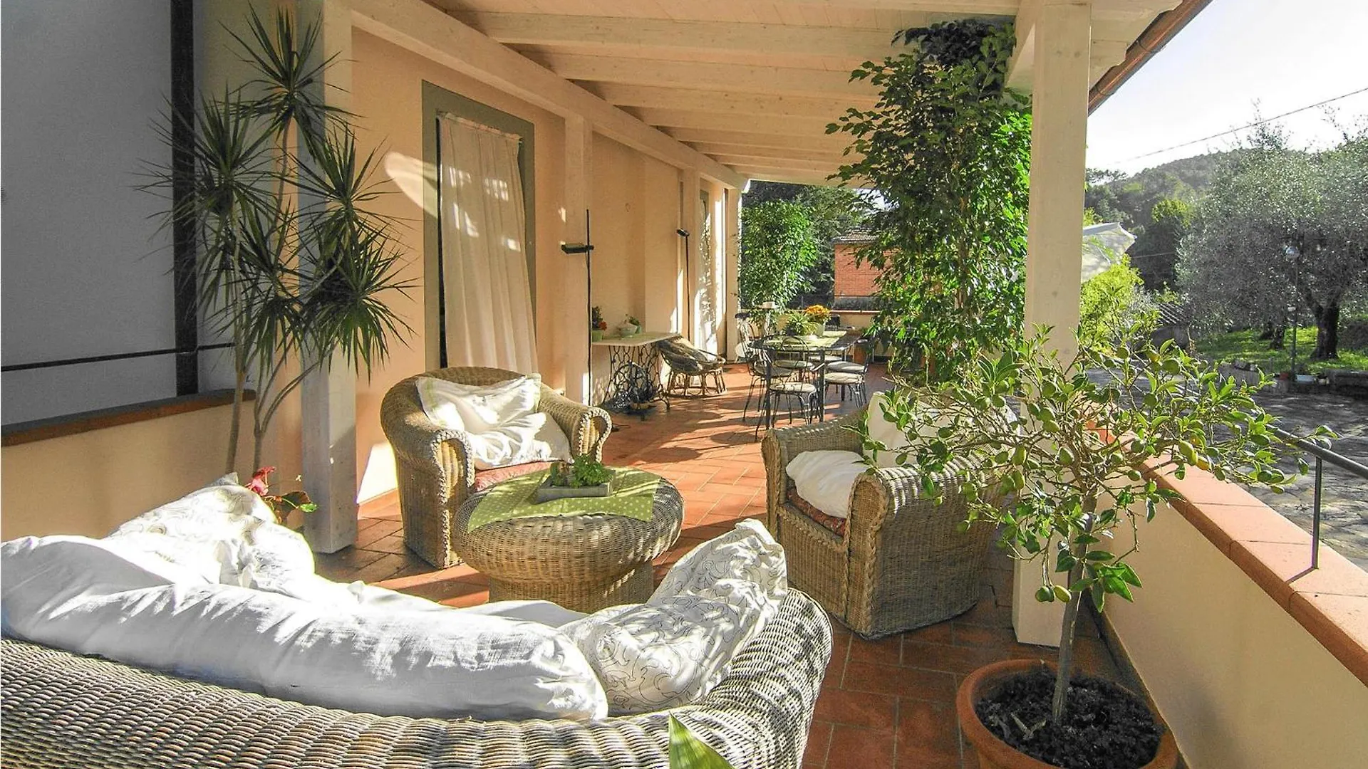 Holiday home 5 Bedroom Nice Home In Castelvecchio Di Comp,